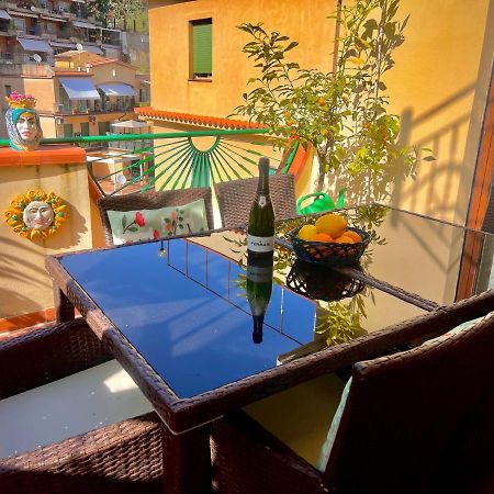 La Fontanella Apartment Таорміна Екстер'єр фото
