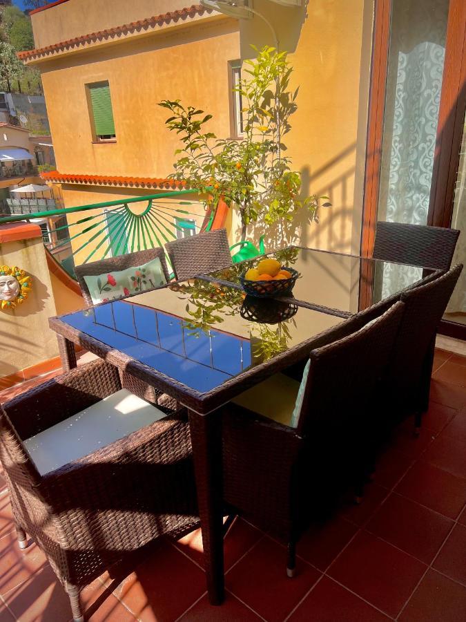 La Fontanella Apartment Таорміна Екстер'єр фото